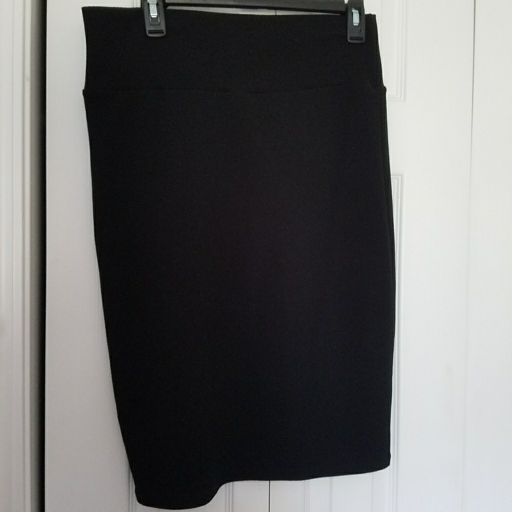 Black Cassie Skirt